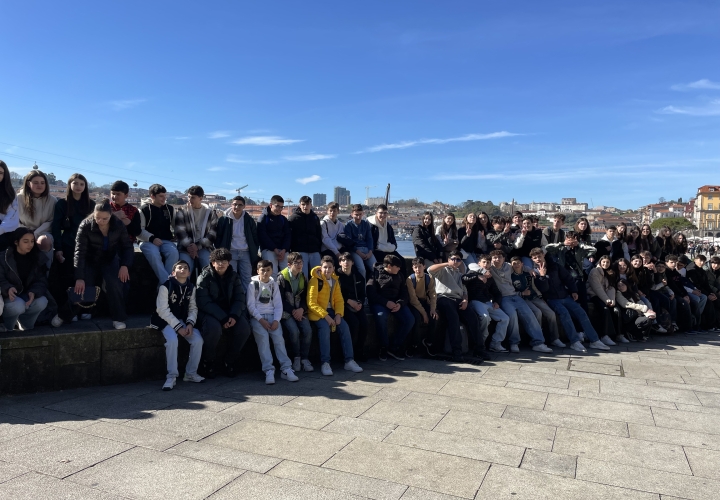 Alunos dos 8º anos em visita de estudo ao Porto